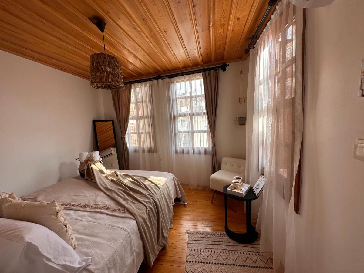 Hanole Guest House Ayvalı エクステリア 写真