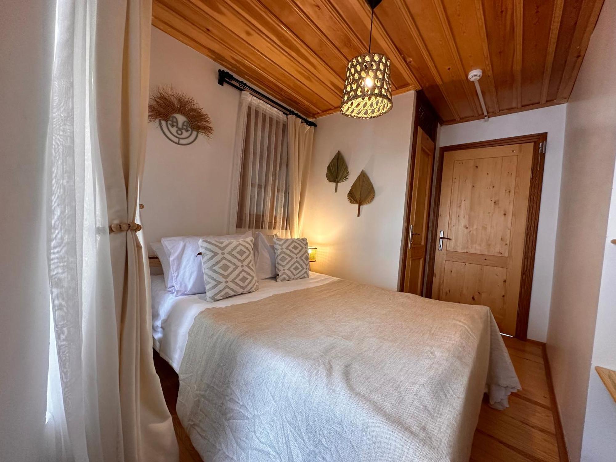 Hanole Guest House Ayvalı エクステリア 写真