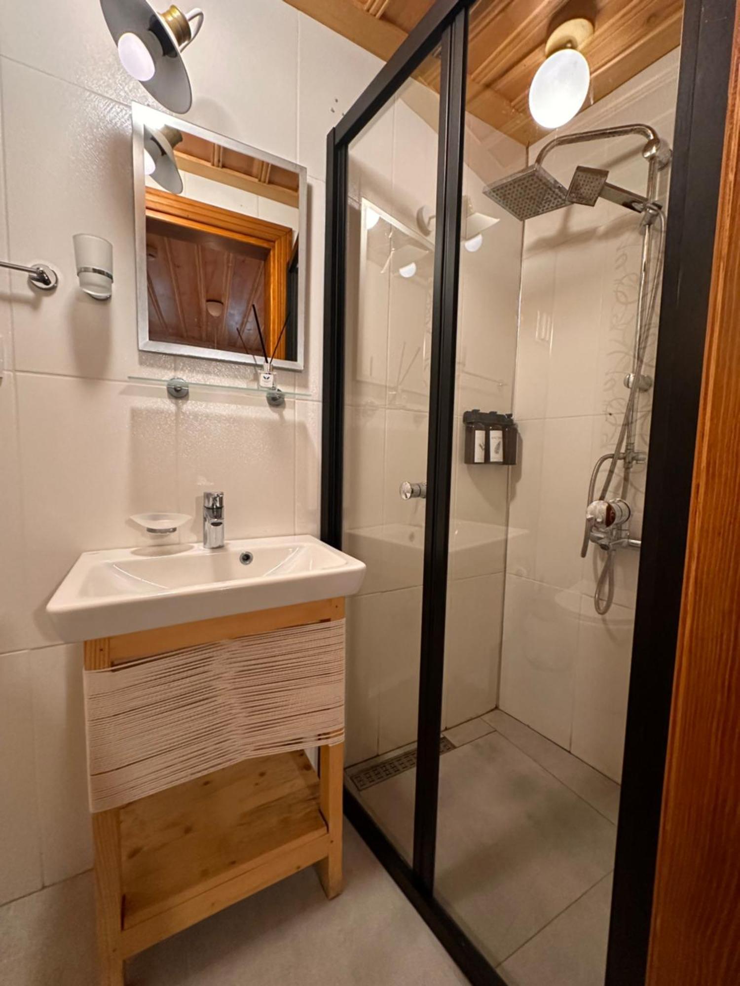 Hanole Guest House Ayvalı エクステリア 写真